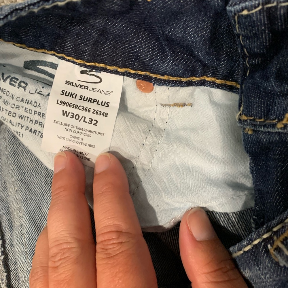 Silver Jeans - Picture 5 of 5